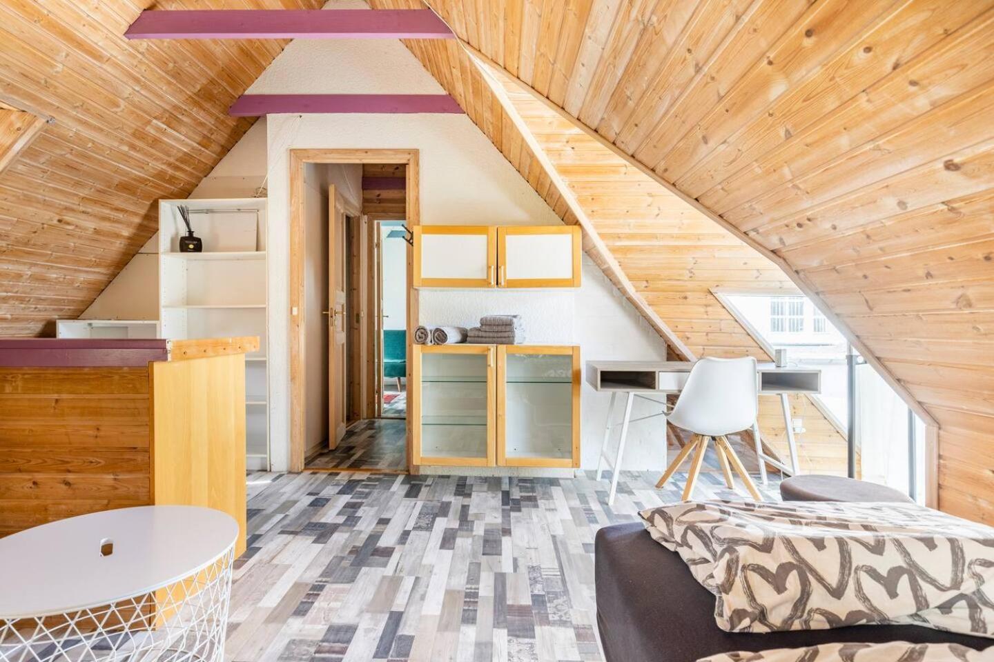 Trandafir Guesthouse エクトヴィズ エクステリア 写真